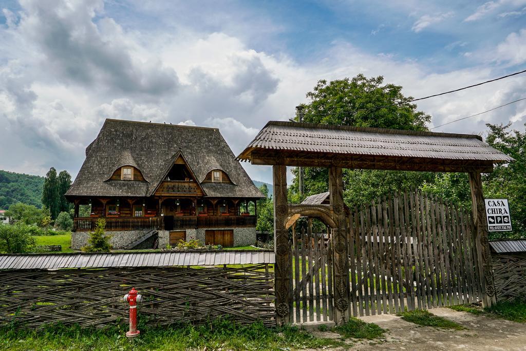 Hotel Casa Chira Vişeu de Sus Exterior foto